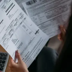 Jak numerować faktury zgodnie z przepisami i uniknąć błędów