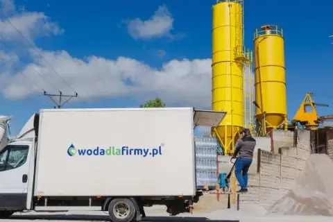 Woda dla pracowników - jaki paragraf reguluje ten obowiązek?