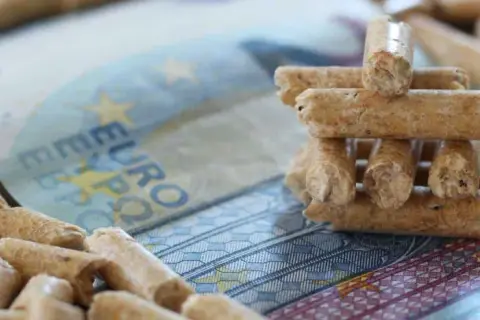 Kto dostanie dofinansowanie do węgla? Sprawdź swoje prawa i możliwości