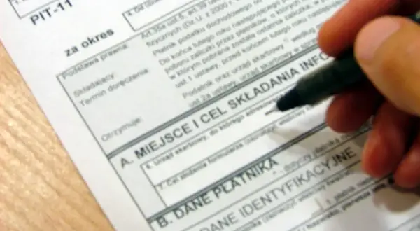 Kiedy PIT-11 dla zwolnionego pracownika? Nie przegap terminu!