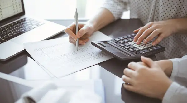 Jak otrzymać pożyczkę bez zdolności kredytowej i uniknąć problemów finansowych