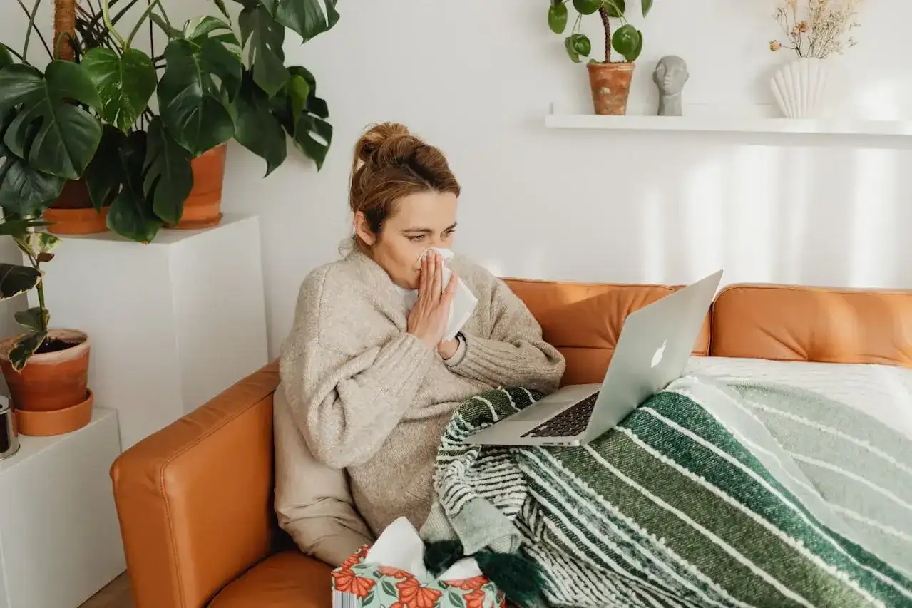Kto wypłaca zasiłek chorobowy powyżej 20 pracowników? Oto ważne informacje